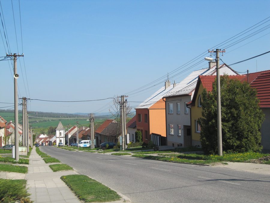 Place du village à Suchov, district de Hodonín, République tchèque.
