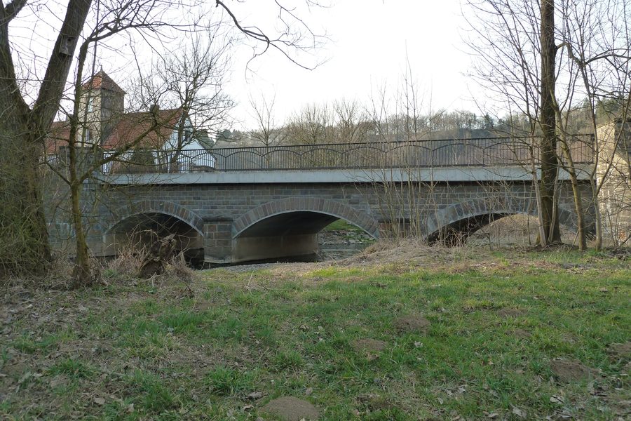 Pont en arche de pierre à Warstein-Allagen, Allemagne