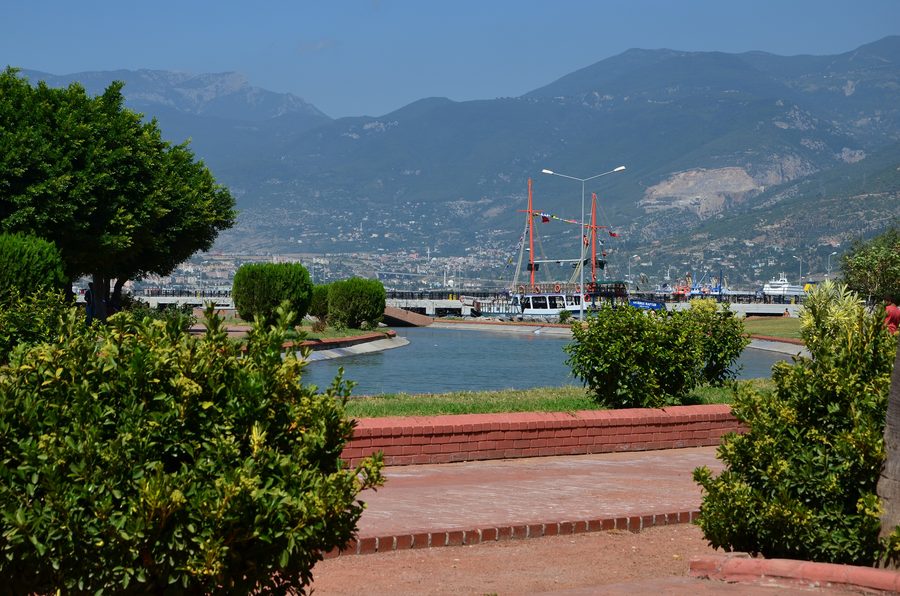 Promenade côtière et front de mer à İskenderun, Turquie
