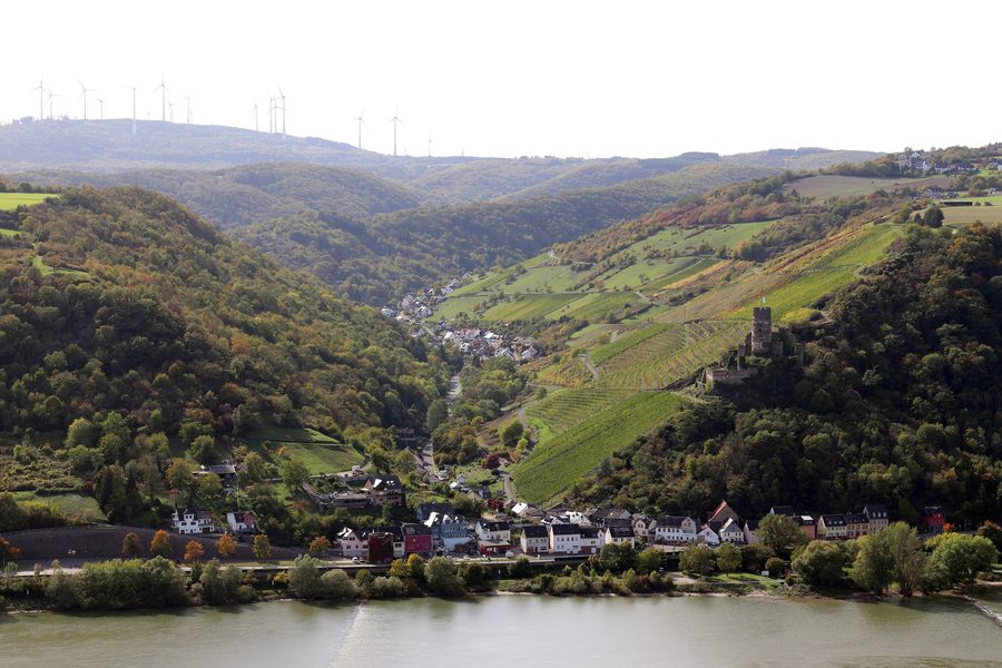 Oberdiebach et Rheindiebach avec les ruines du château de Fürstenberg
