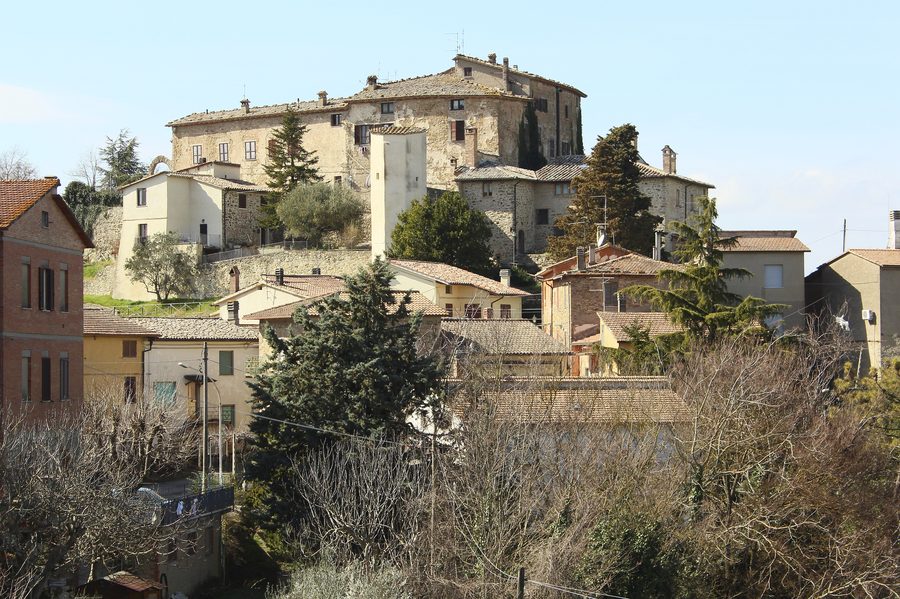 Panorama de Migliano, un hameau dans la zone de Marsciano en Ombrie