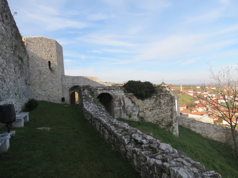 Forteresse de Tešanj dans la vieille ville historique