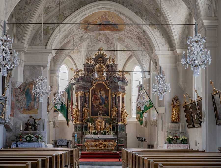 Intérieur de l’église paroissiale gothique de Rum, Tyrol