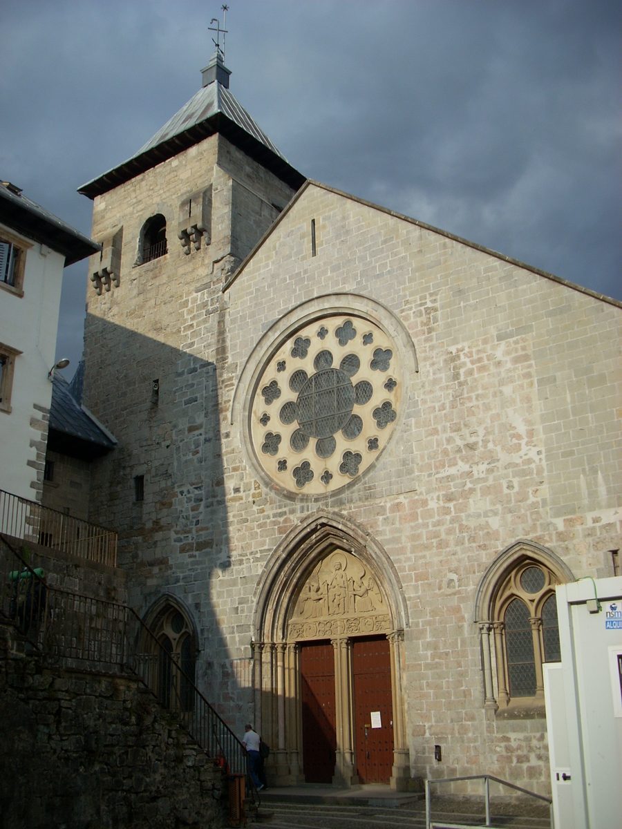 Collégiale Santa María de Orreaga-Roncesvalles en Navarre