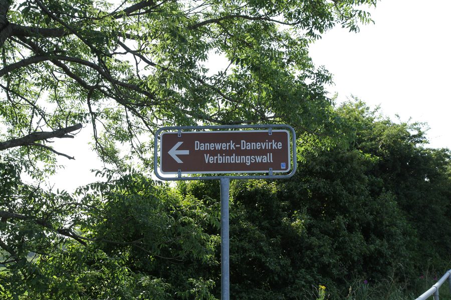 Danewerk sur la route fédérale 77 près de Busdorf