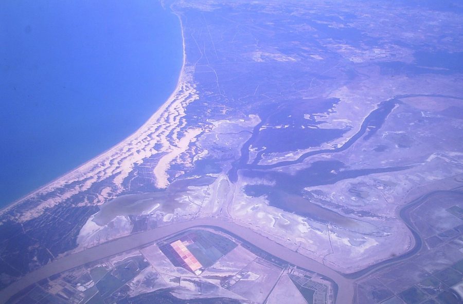 Vue aérienne du parc national de Doñana dans la province de Huelva