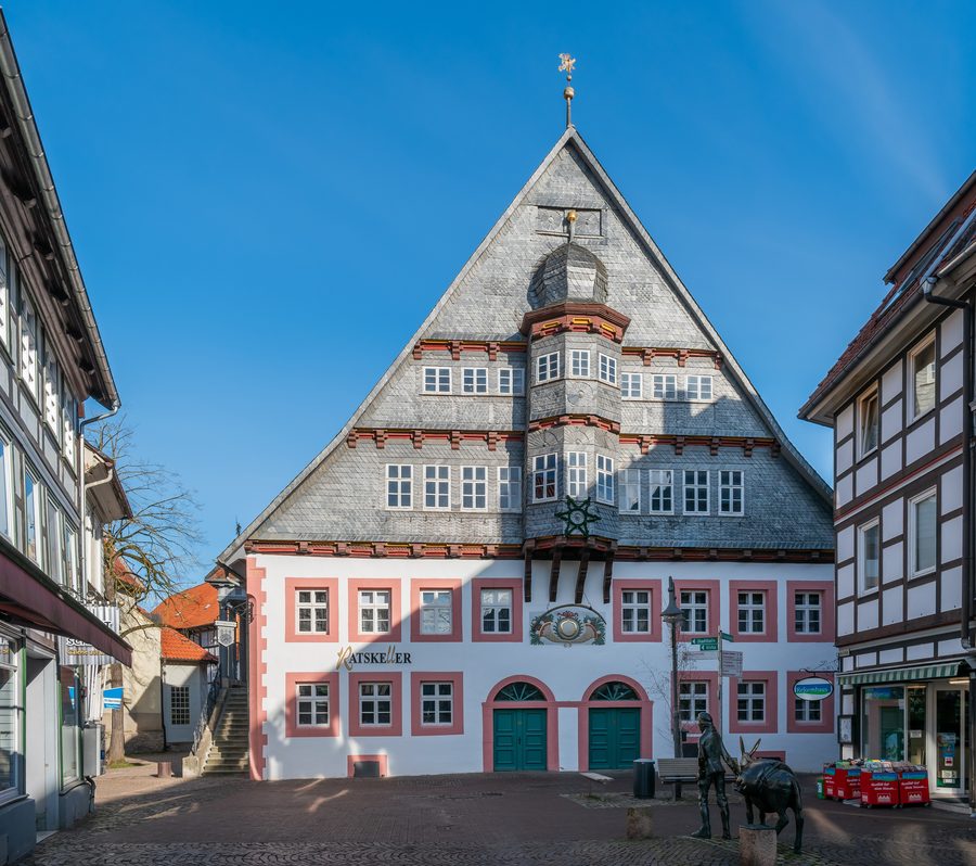 Hôtel de ville historique dans le centre d’Osterode am Harz