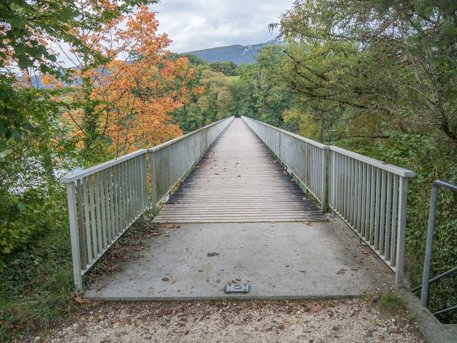 Passerelle piétonne à l’Emmenspitz sur l’Aar entre Riedholz et Zuchwil