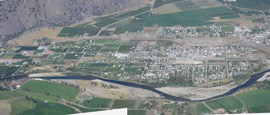 Vue sur Keremeos et la vallée du Similkameen depuis K-Mountain