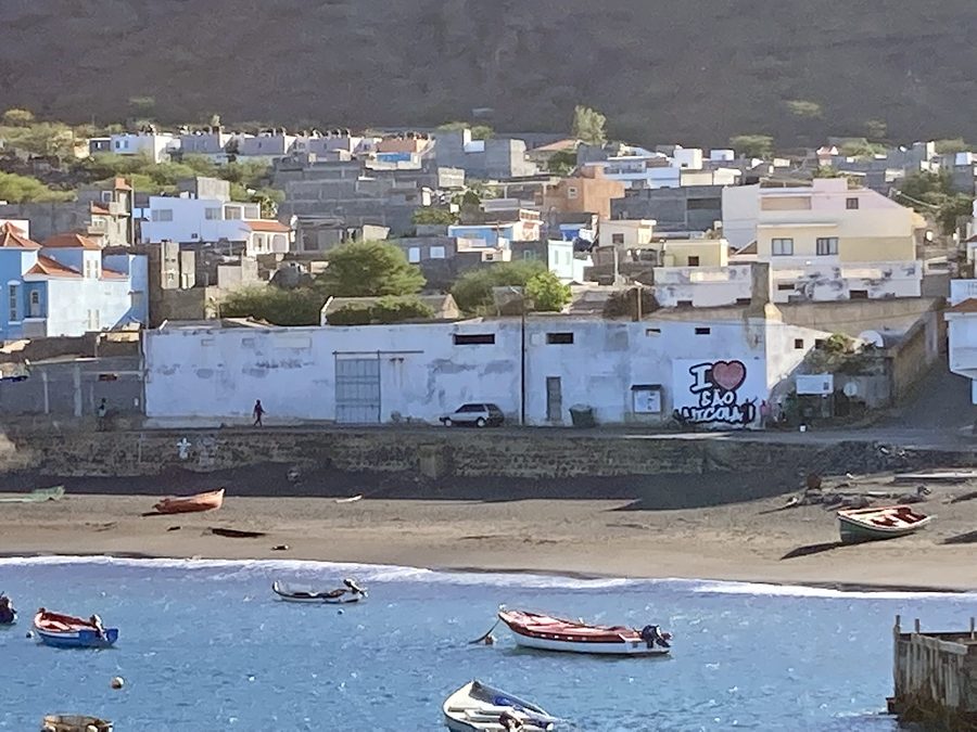 Côte de Tarrafal de São Nicolau tôt le matin