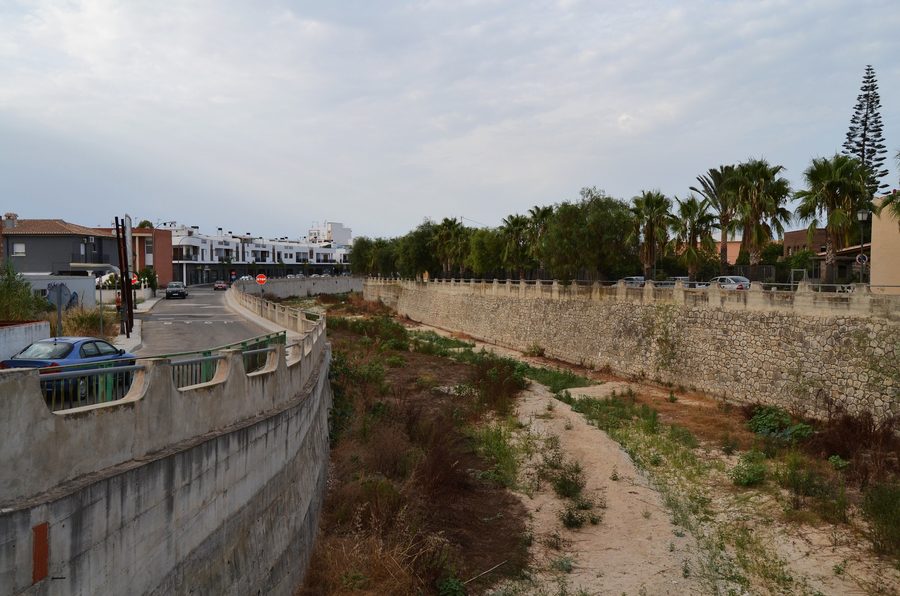 Le fleuve Girona à son passage à travers Els Poblets