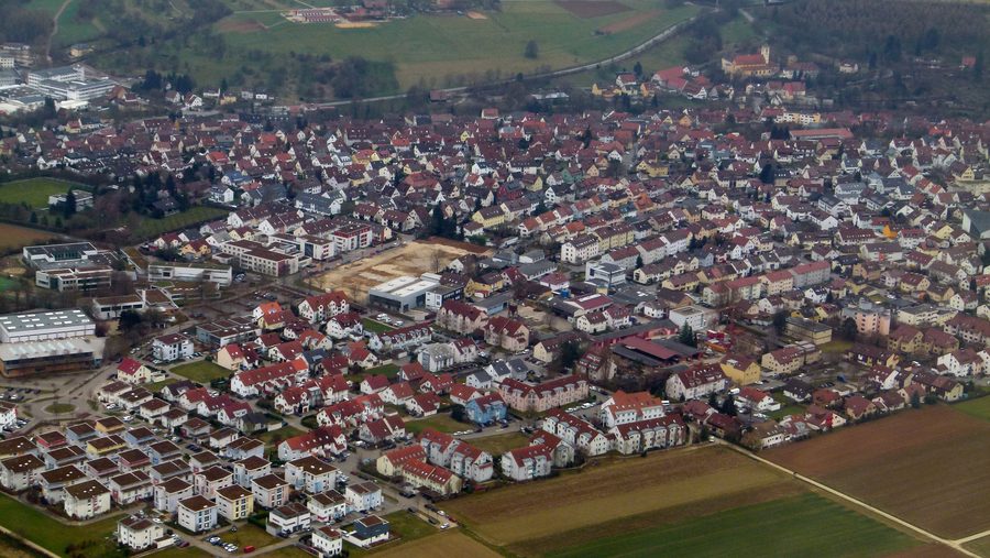 Vue aérienne de Denkendorf dans le Wurtemberg