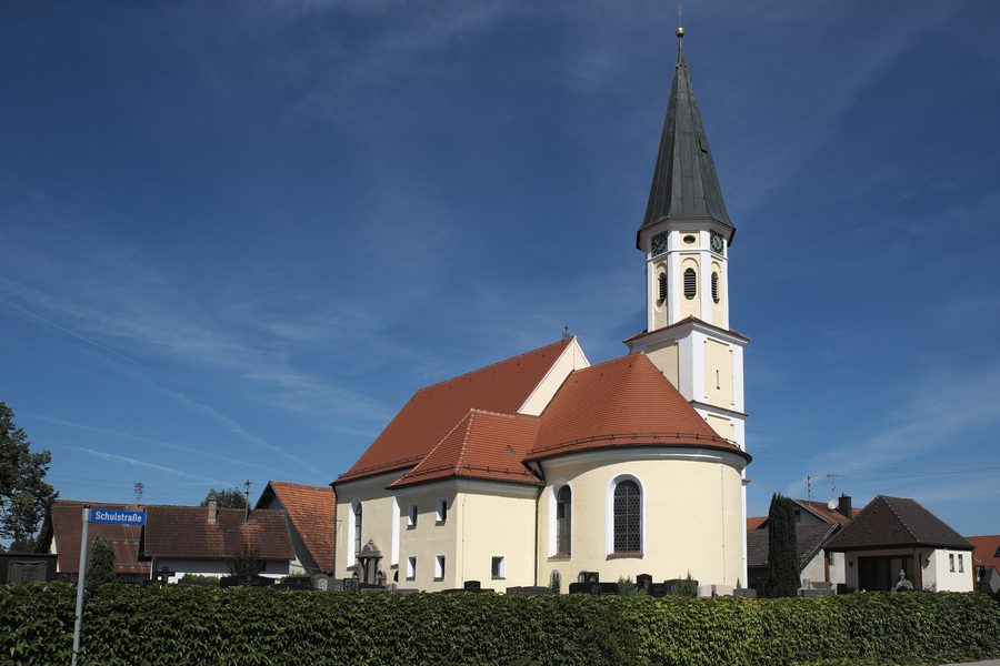 Église paroissiale catholique Saint-Ulrich à Erisried, un quartier de Stetten dans l’arrondissement de l’Unterallgäu