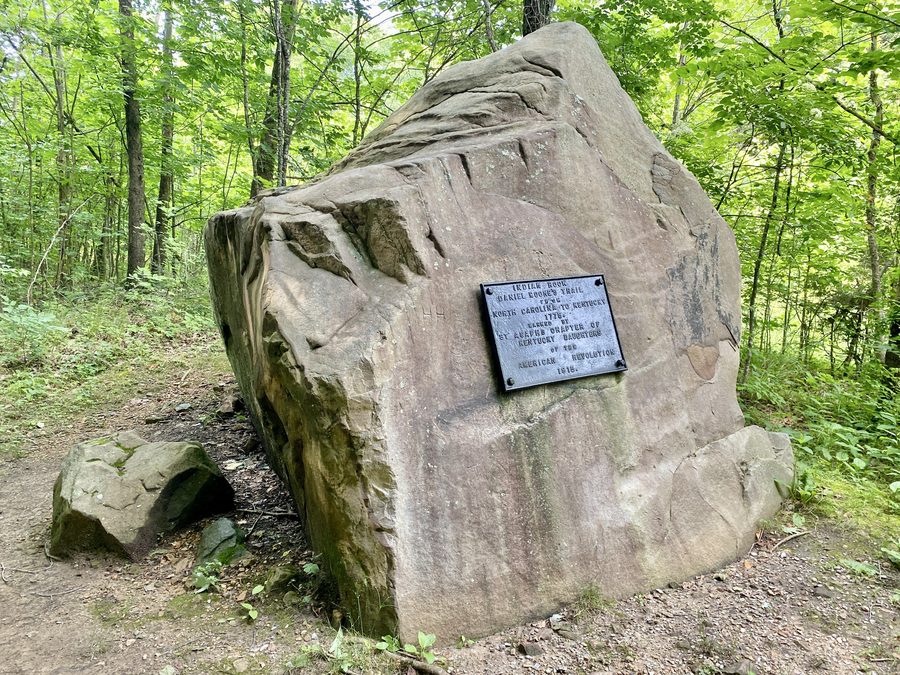 Indian Rock sur le Wilderness Road Trail dans le parc national de Cumberland Gap