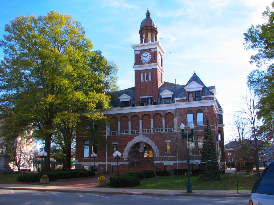 Palais de justice du comté de Henry dans le centre historique de Paris, Tennessee