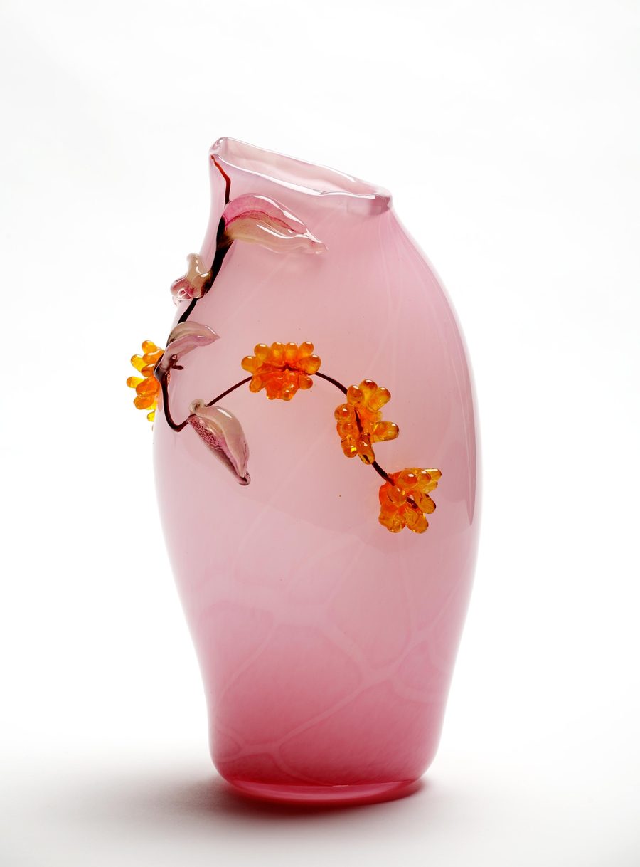 Vase en verre soufflé intitulé Chinese Urn, réalisé par le souffleur de verre Jan-Erik Ritzman en 2005
