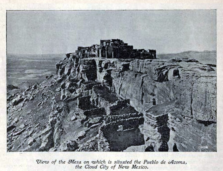 Mesa avec le Pueblo d'Acoma au Nouveau-Mexique, photographié vers 1899