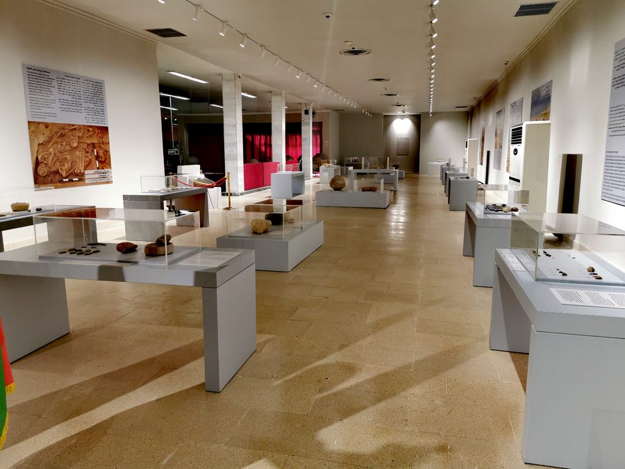 Galerie préhistorique du musée de Sulaymaniyah lors de son inauguration officielle