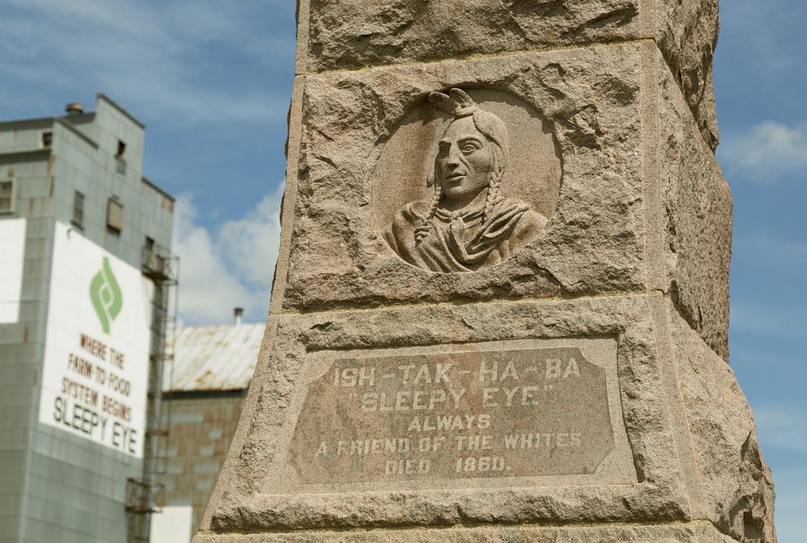 Monument Ish-tak-ha-ba à Sleepy Eye, Minnesota