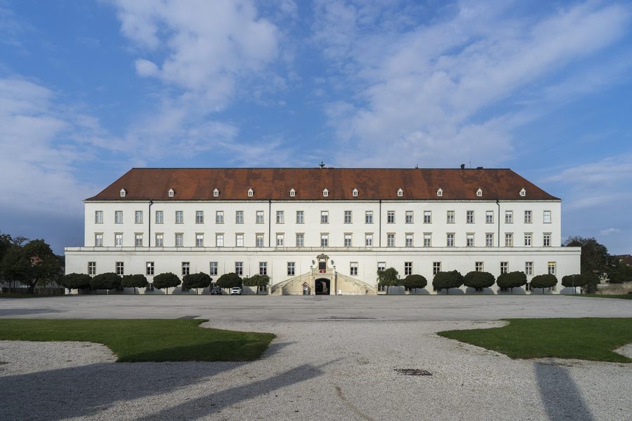 Côté est de l’Académie militaire thérésienne à Wiener Neustadt.