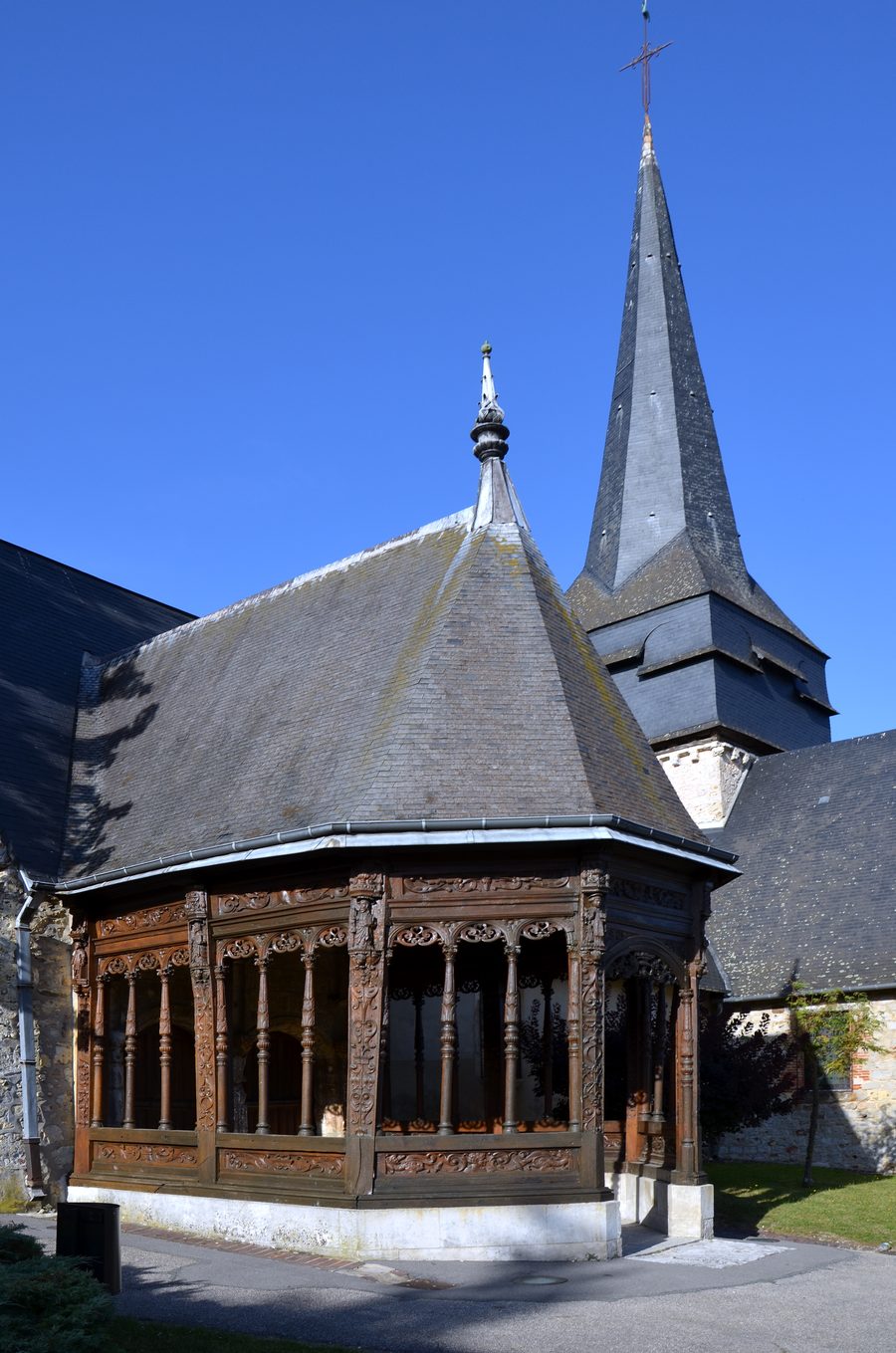 Église Saint-Sulpice à Ry dans le département de la Seine-Maritime